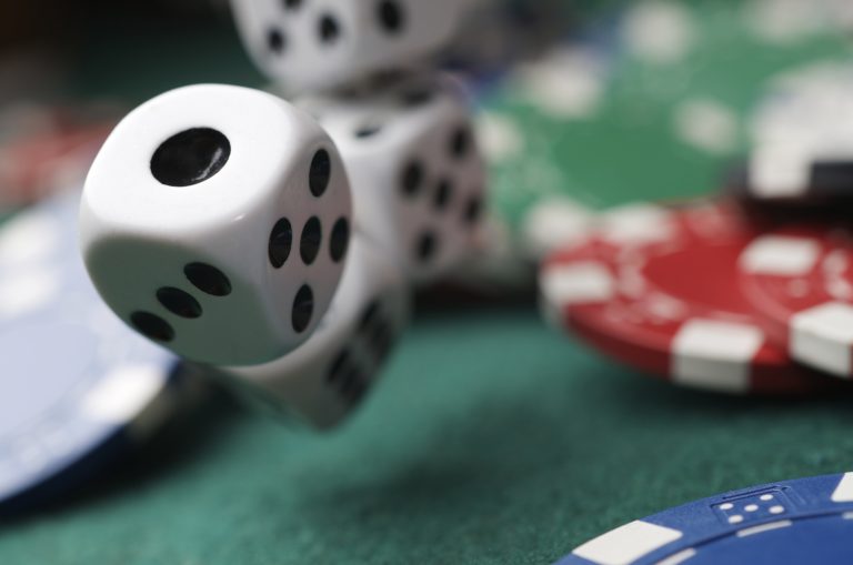Despite steady player growth, trusted online casinos keep giving out bonuses.